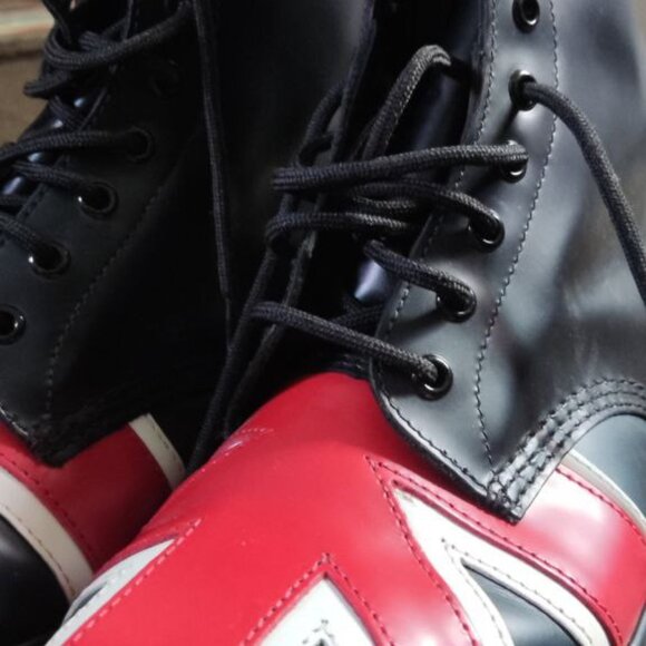 DR. MARTENS UNION JACK LEATHER BOOTS 10UK/45EU/11US M RARE UNISEX - Picture 7 of 11
